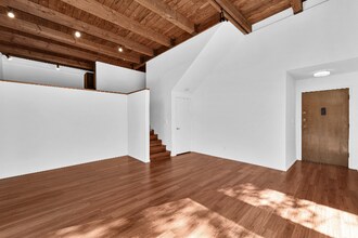 2717 Griffith Park Blvd in Los Angeles, CA - Building Photo - Building Photo