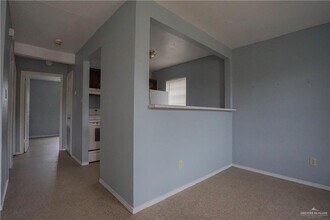 10 Carlotta St in Mission, TX - Building Photo - Building Photo