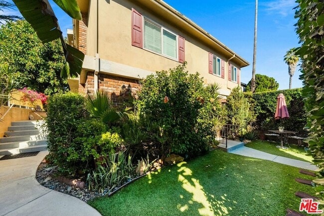 property at 11585 Riverside Dr