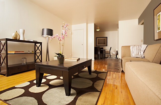 SDK Lodi Apartments in Lodi, NJ - Foto de edificio - Building Photo