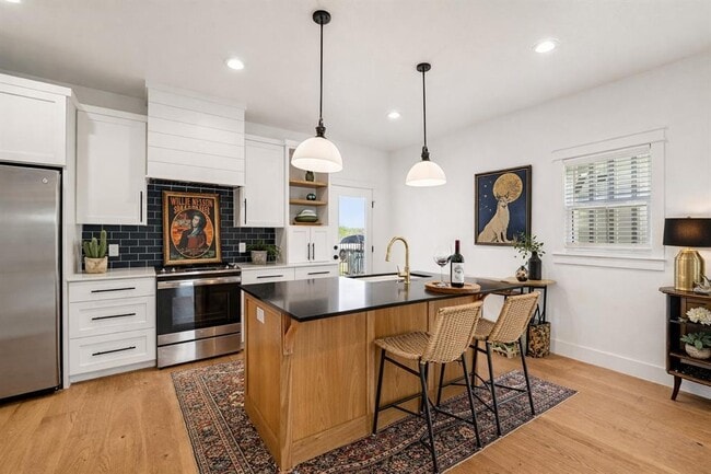 property at 416 Stagecoach Trail