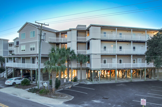 Pier Pointe Villas in Folly Beach, SC - Building Photo - Building Photo