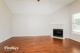 7122 Woodland Oaks in Magnolia, TX - Building Photo - Building Photo