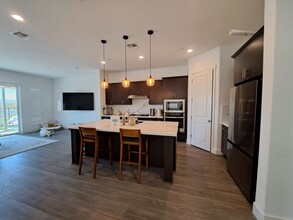 2373 Waterside Dr in Fairfield, CA - Building Photo - Building Photo
