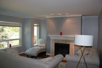 31500 33rd Pl SW in Federal Way, WA - Building Photo - Building Photo