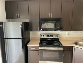 3160 S Bumby Ave in Orlando, FL - Building Photo - Building Photo