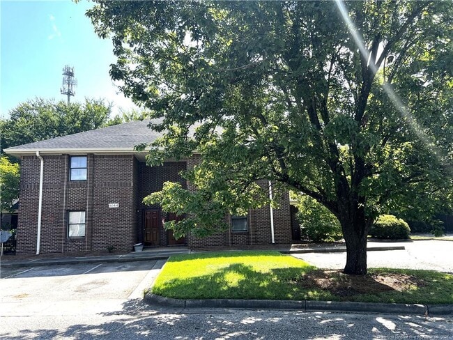 1044 Ancestry Dr
