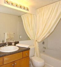 1299 Corporate Dr in Westbury, NY - Building Photo - Building Photo