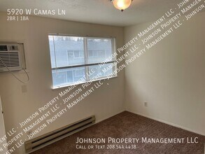 5920 W Camas Ln in Boise, ID - Building Photo - Building Photo