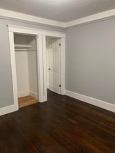 210 San Antonio Ave in San Bruno, CA - Foto de edificio - Building Photo