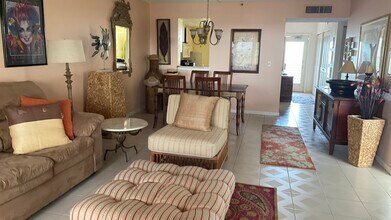 14623 Bonaire Blvd in Delray Beach, FL - Building Photo - Building Photo