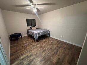 8116 Cove Ln in Bradley, CA - Building Photo - Building Photo