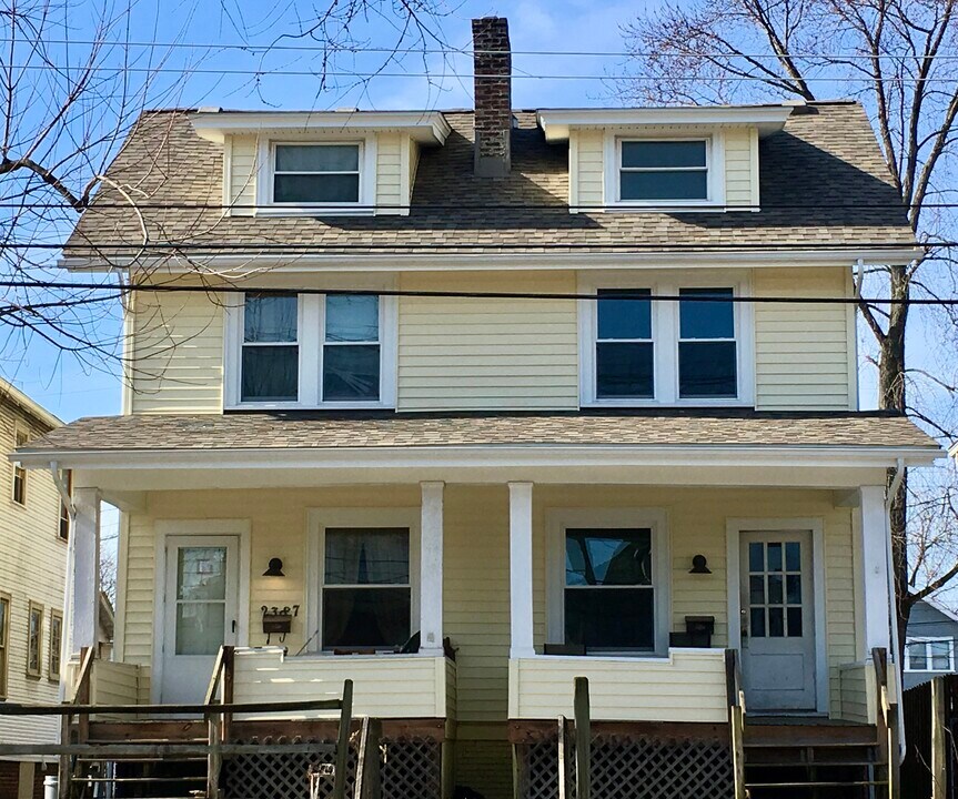 2387 N 4th St in Columbus, OH - Foto de edificio