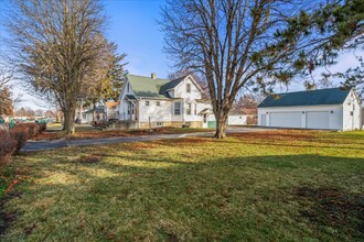 1206 Clement St in Joliet, IL - Foto de edificio - Building Photo