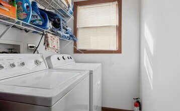 2311 Messines Ridge Ct in Joliet, IL - Foto de edificio - Building Photo