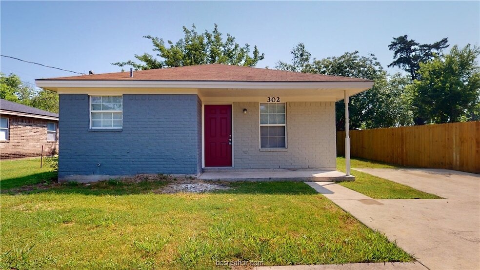 302 Legion Ct in Bryan, TX - Building Photo