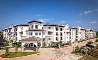 62+ Active Adult Living - Arista Riverstone