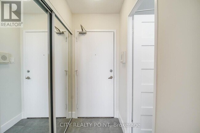 666 Spadina Ave. in Toronto, ON - Building Photo - Building Photo