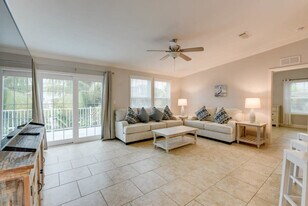 886 Loggerhead Ln in Summerland Key, FL - Building Photo