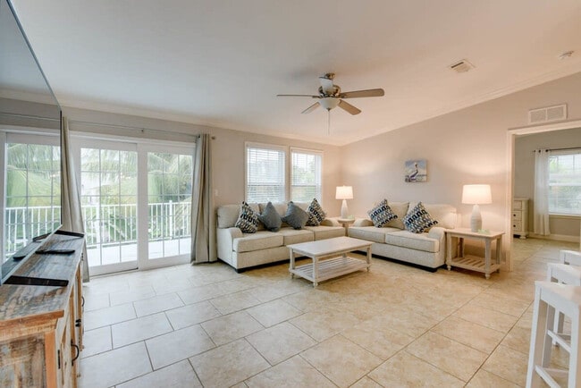 886 Loggerhead Ln in Summerland Key, FL - Building Photo - Building Photo