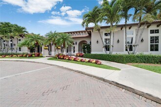 9239 SW 227th St in Cutler Bay, FL - Building Photo - Building Photo