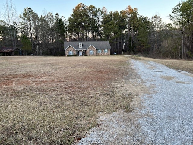 471 Co Rd 818 in Blue Mountain, MS - Building Photo