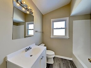 1340 Anthony Rd in Wheeling, IL - Building Photo - Building Photo