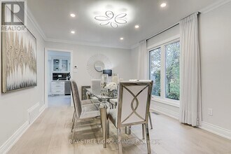 46 Harvest Moon Dr in Markham, ON - Building Photo - Building Photo