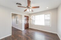 1102 Laurentide St photo'