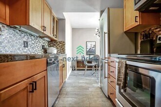 2201 3rd Ave in Seattle, WA - Building Photo - Building Photo