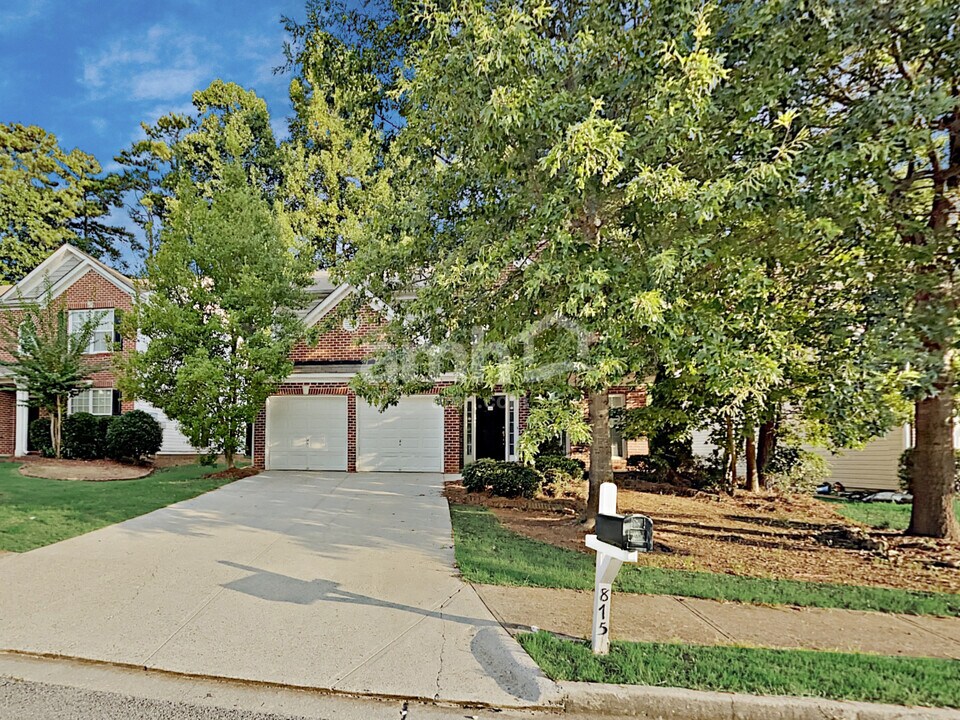 875 Clairidge Ln in Lawrenceville, GA - Building Photo
