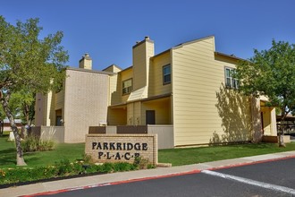 Parkridge Place in Lubbock, TX - Foto de edificio - Building Photo