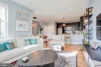 2926 Porter St NW-Unit -302 in Washington, DC - Building Photo - Building Photo