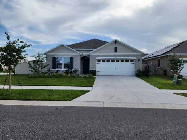 property at 1051 Griffon Ave