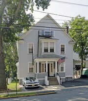 752-754 W Grand St in Elizabeth, NJ - Building Photo