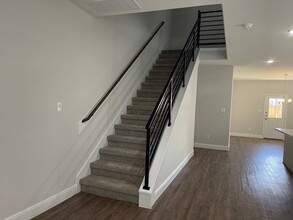 1313 Ellington St in Houston, TX - Building Photo - Building Photo