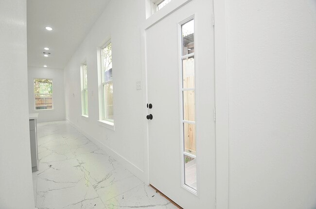 9312 Waller St in Houston, TX - Building Photo - Building Photo