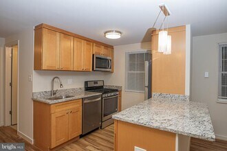 129 S Courthouse Rd in Arlington, VA - Building Photo - Building Photo