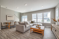 Harbor Town Townhomes in Perrysburg, OH - Foto de edificio - Interior Photo