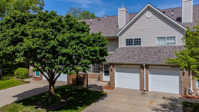 property at 1015 68th St
