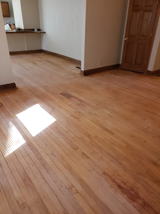 property at 1647 N Penn Ave