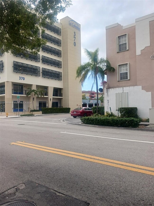 77 E 4th St in Hialeah, FL - Building Photo - Building Photo