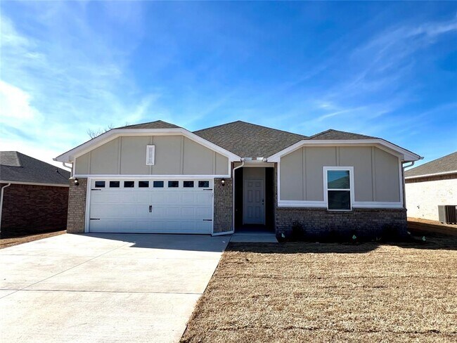 12421 Bluford Ln in Edmond, OK - Building Photo - Building Photo