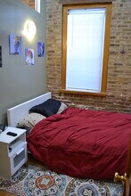 1232 N Cleaver St, Unit 001 in Chicago, IL - Building Photo - Building Photo