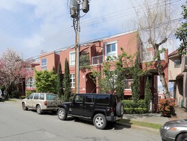 1225 W 7th Ave in Vancouver, BC - Building Photo