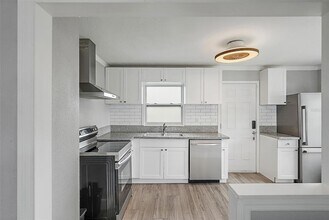 1939 14th Ave S in St. Petersburg, FL - Building Photo - Building Photo