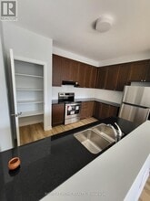 514 Rye Grass Wy in Ottawa, ON - Building Photo - Building Photo
