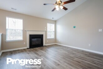 4205 Springfield Creek Dr in Raleigh, NC - Building Photo - Building Photo