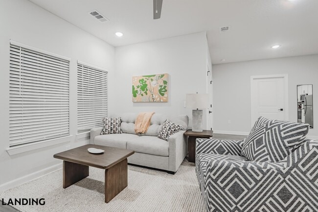 5001 Willowgate Loop