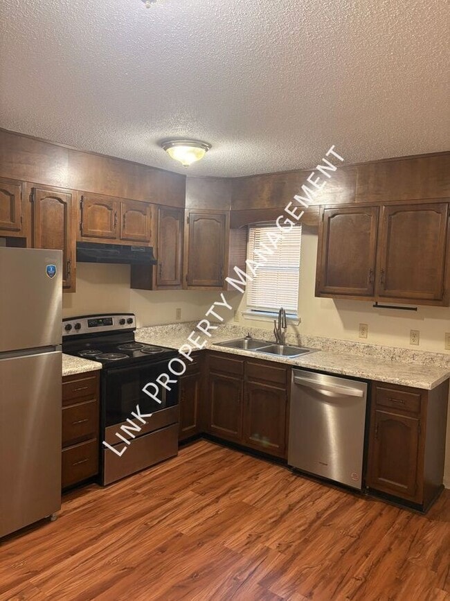 5101 N Moore Ln in Chattanooga, TN - Foto de edificio - Building Photo